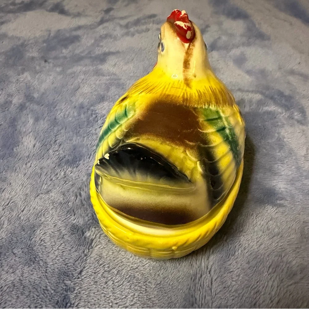 Vintage Yellow Ceramic Hen on‎ Nest Decorative Bird Figurine - Picture 5 of 5